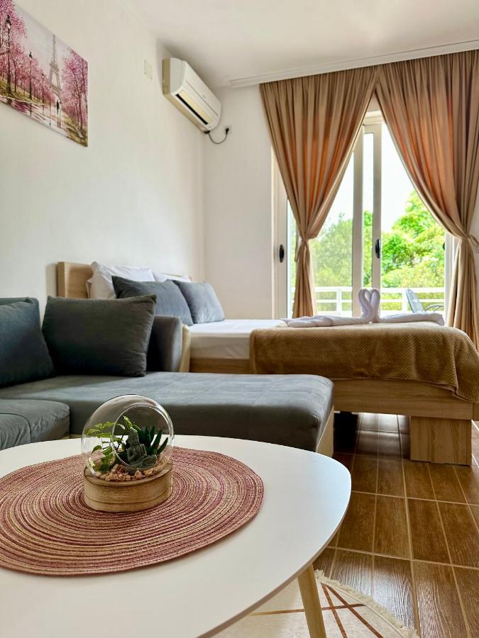 Apartments Katana อุลซิน ภายนอก รูปภาพ