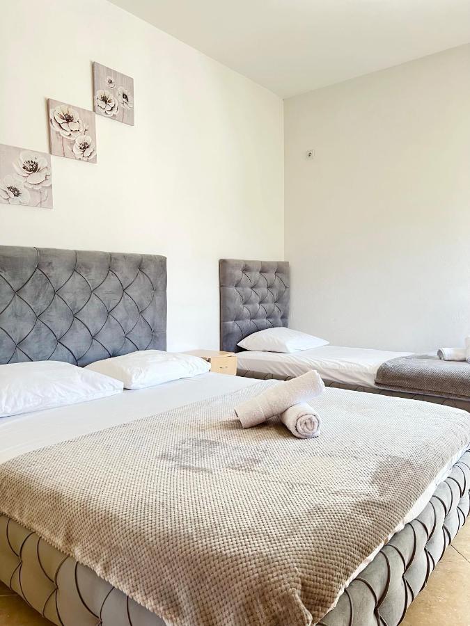 Apartments Katana อุลซิน ภายนอก รูปภาพ